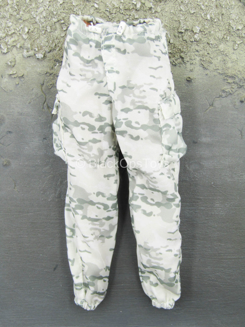 Load image into Gallery viewer, US Winter Combat Training - Vertx Overwhite Uniform Set
