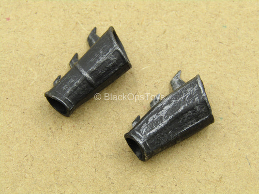 1/12 - League Of Shadows - Weathered Black Spiked Gauntlets