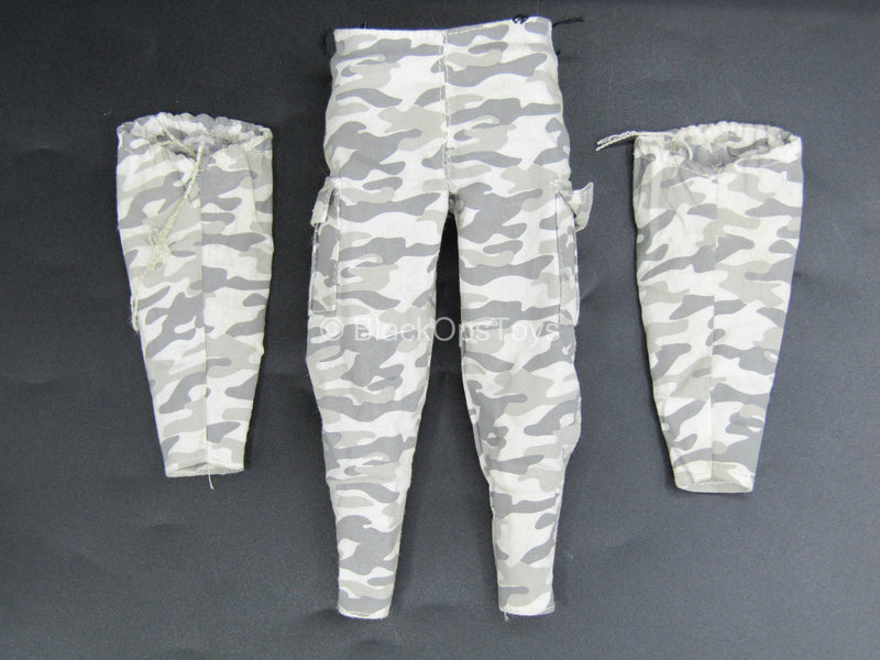 Load image into Gallery viewer, GI Joe Storm Shadow Camo Ver - Camo Pants &amp; Arm Sleeves
