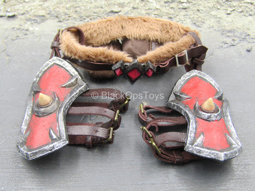 WoW - Orc Female Assassin - Leather-Like Belt w/Thigh Armor