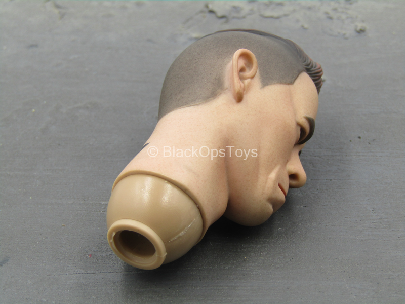 Load image into Gallery viewer, Club 3 - Peak Chen - Male Head Sculpt
