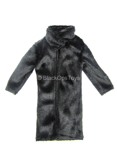 Club 3 - Peak Chen - Black Fur Like Coat