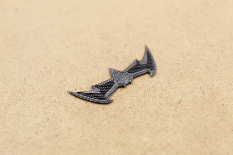 Load image into Gallery viewer, 1/12 - Batman - Sovereign Knight - Batarang (Large)
