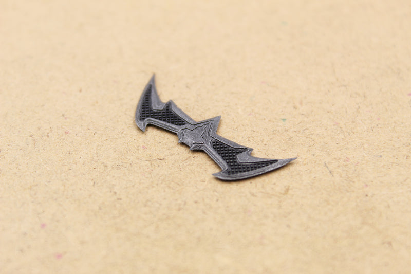 Load image into Gallery viewer, 1/12 - Batman - Sovereign Knight - Batarang (Large)
