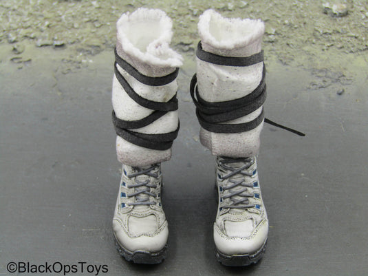 Apexplorers - Ice & Laser - White Snow Shoes w/Gaiters (Peg Type)
