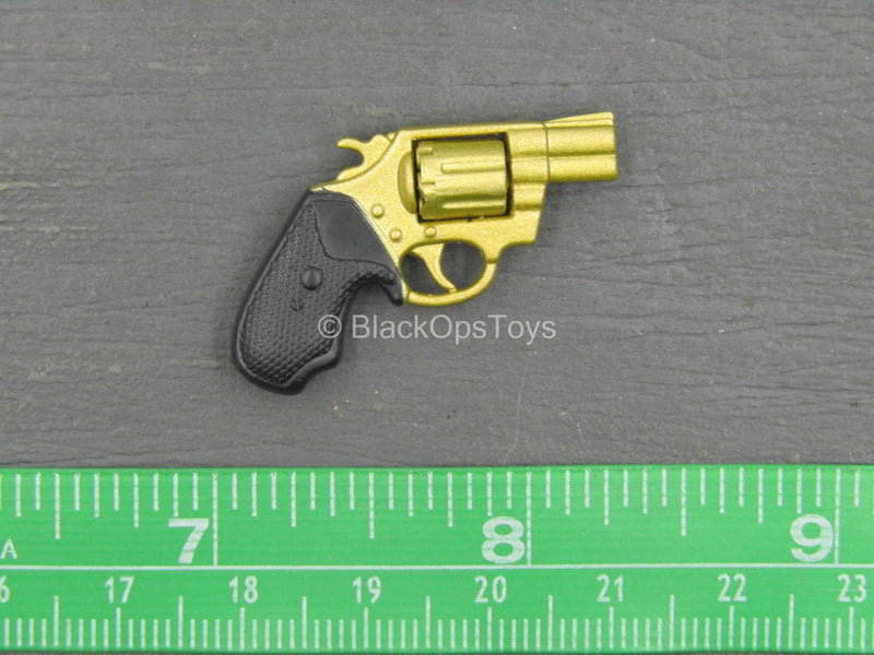 Load image into Gallery viewer, World Peacekeepers Secret Agent - Gold Like Snub Nose Revolver
