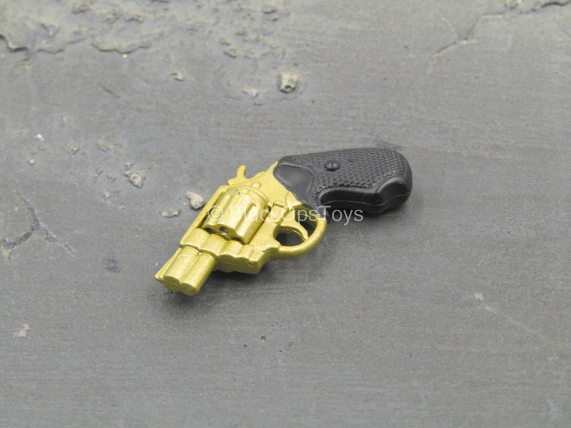 Load image into Gallery viewer, World Peacekeepers Secret Agent - Gold Like Snub Nose Revolver
