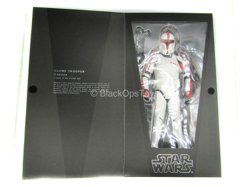 Load image into Gallery viewer, Star Wars - Clone Trooper Captain Attack Of The Clones Ver - MINT IN BOX
