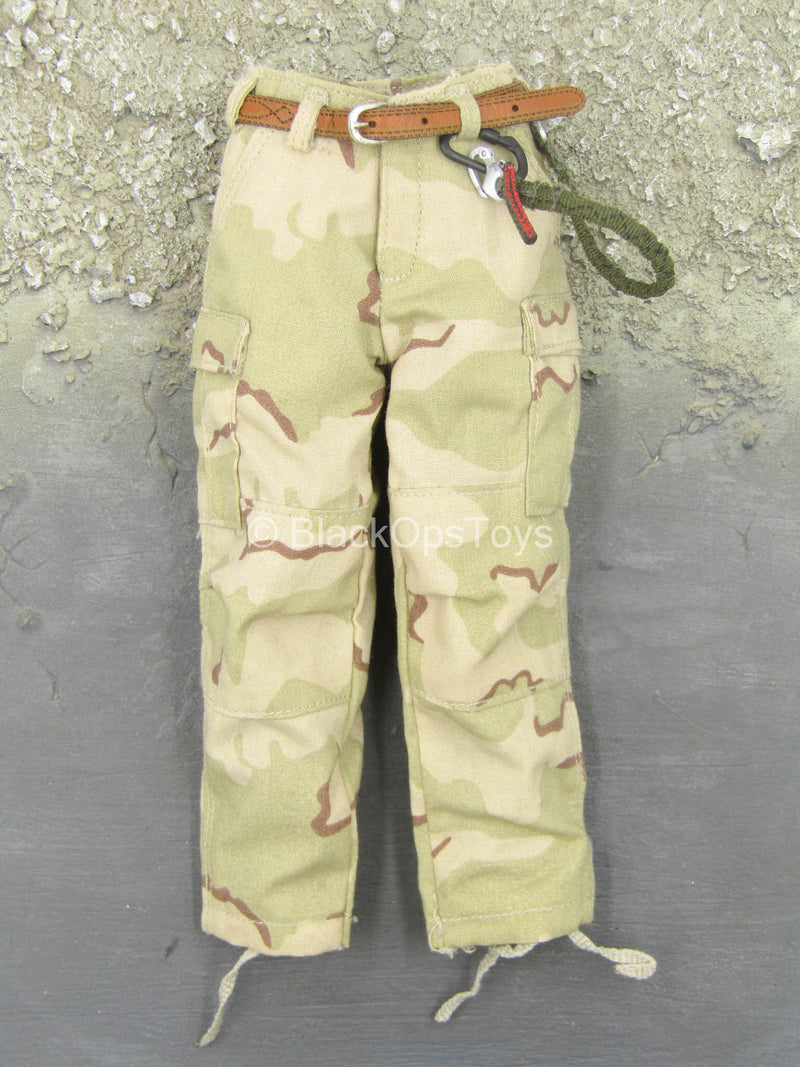 Load image into Gallery viewer, US Navy - SEAL Team Ten - Desert Camo Uniform Set
