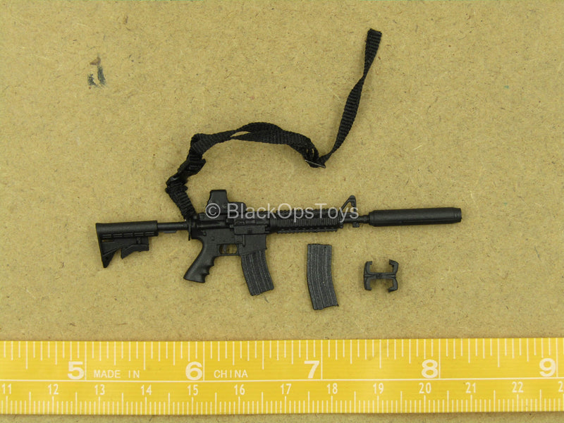 Load image into Gallery viewer, 1/12 - MI6 Agent - M4 Assault Rifle w/Attachments &amp; Sling
