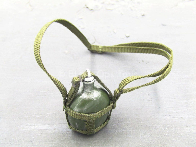 Load image into Gallery viewer, PLA Frontier Defense Troops - Canteen w/Strap
