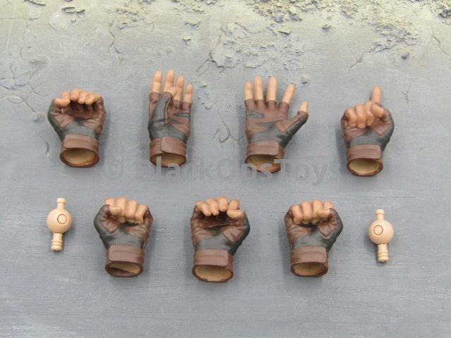 Load image into Gallery viewer, Hot Toys 1/6 Scale Civil War Captain America Fingerless Gloved Hands w/Wrist Pins
