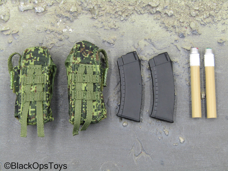 Load image into Gallery viewer, Military Police Of Russia - EMR Camo MOLLE Pouches w/Mags &amp; Flares
