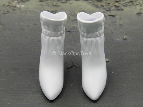 Birds Of Prey Harley Quinn - White Female High Heel Boots (Peg Type)