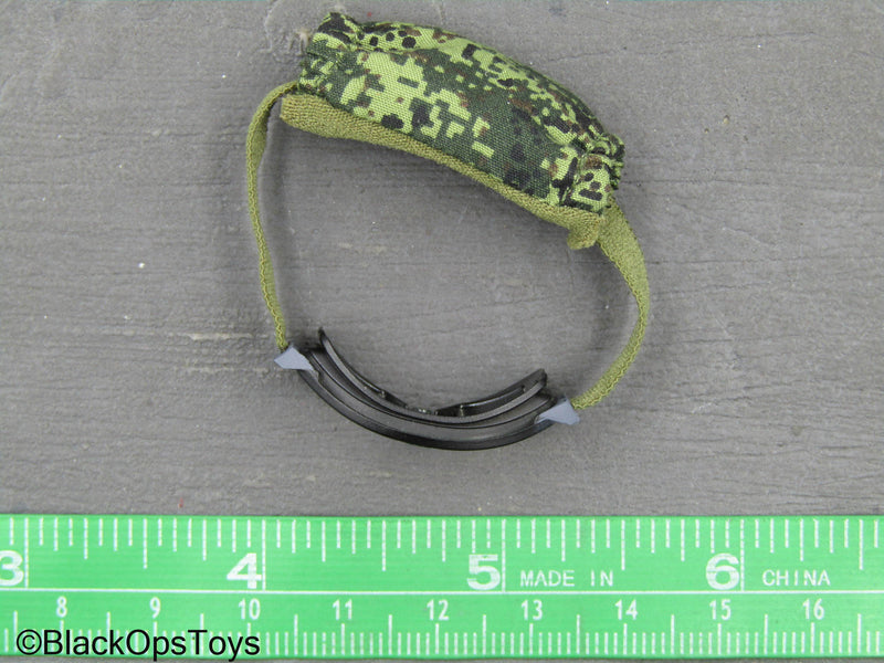 Load image into Gallery viewer, Military Police Of Russia - Goggles w/EMR Camo Dust Cover
