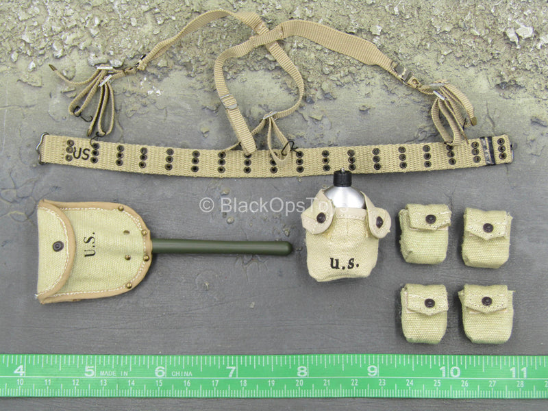 Load image into Gallery viewer, US 101st Airborne Private Baker - Rivet Belt w/Shovel &amp; Pouch Set
