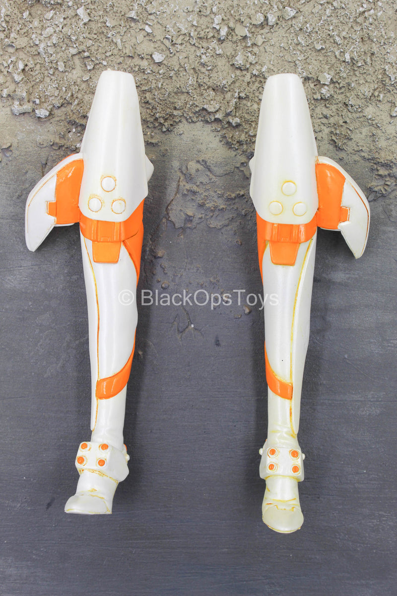 Load image into Gallery viewer, Zero Metal Chronicle - Falcon Z1 - White &amp; Orange Leg Armor
