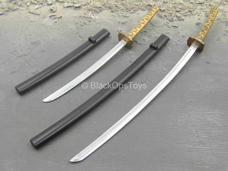 Load image into Gallery viewer, Toyotomi Hideyoshi - Long Sword &amp; Short Sword w/Sheath
