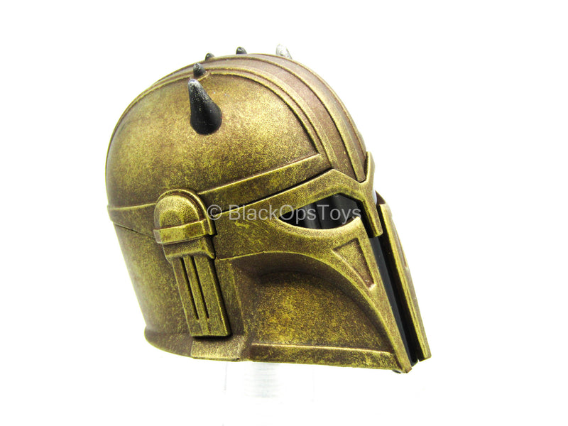 Load image into Gallery viewer, Star Wars - The Armor - Gold Like Female Mandalorian Helmet
