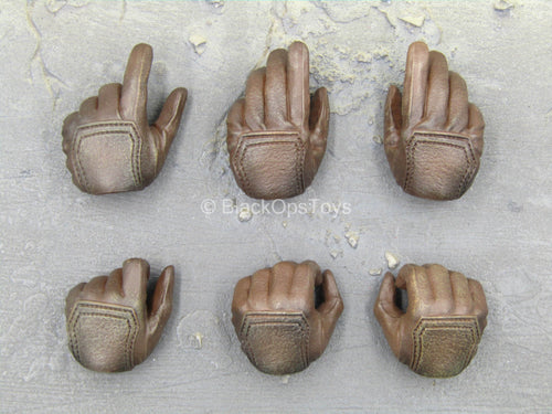 Star Wars - The Armor - Brown Female Gloved Hand Set