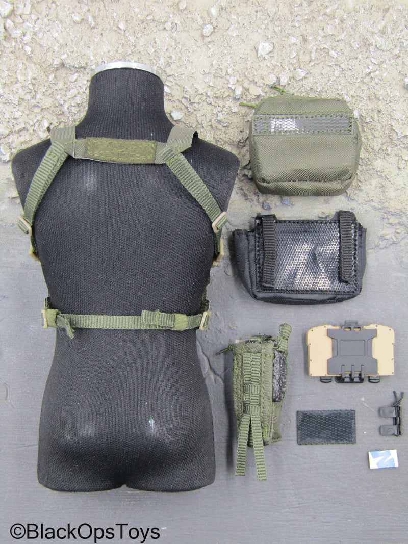 Load image into Gallery viewer, NSWDG Infiltration Team - Chest Rig w/Kangaroo Pocket Pouch Set
