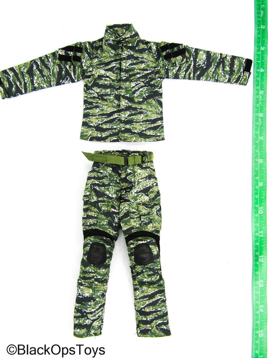 NSWDG Infiltration Team - Tiger Strip Camo Combat Uniform