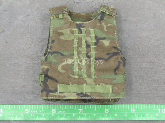 Woodland Combat Plate Carrier MOLLE Vest