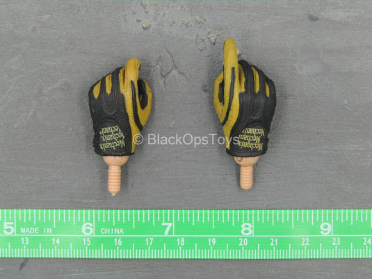 DEA - Black & Orange Right Trigger Gloved Hand Set