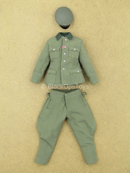 1/12 - WWII German - Green Military Uniform Set w/Hat