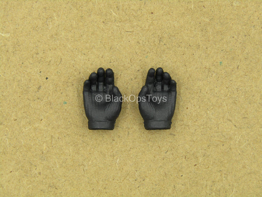 1/12 - WWII German - Black Gloved Hand Set