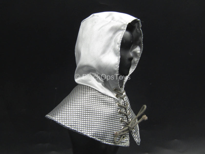 Load image into Gallery viewer, Andromeda - Rev Bem - Silver Colored Hood
