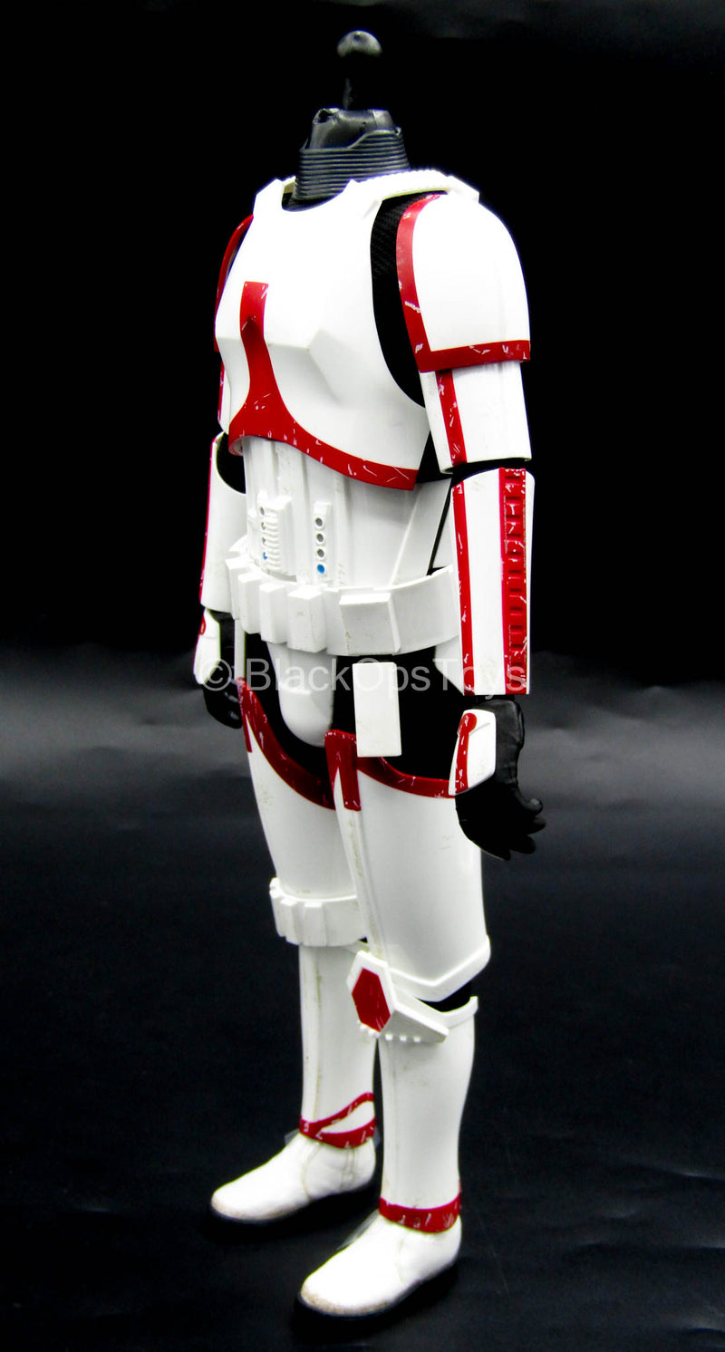 Load image into Gallery viewer, Star Wars - Incinerator Trooper - Male Body w/White &amp; Red Armor
