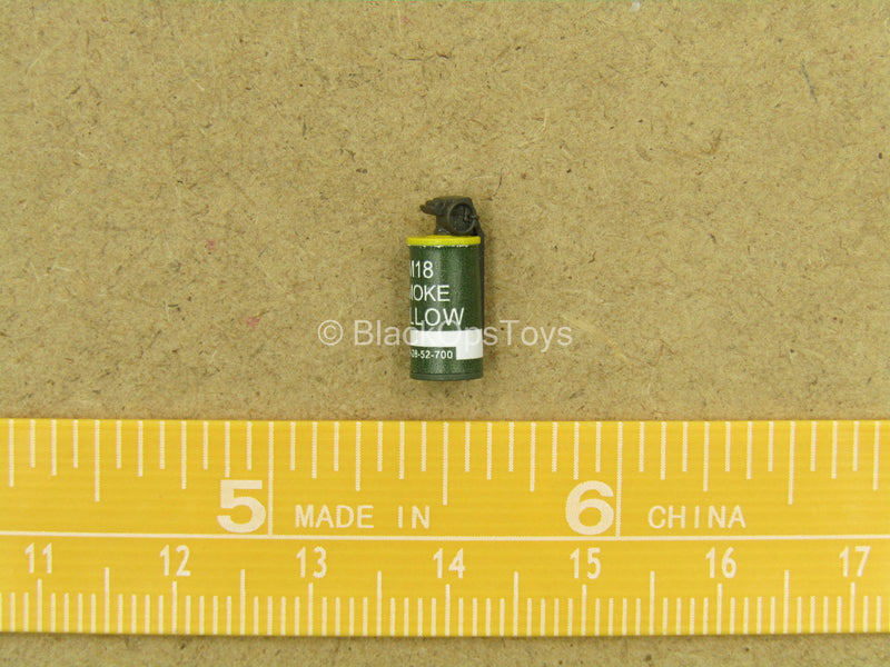 Load image into Gallery viewer, 1/12 - Vietnam - US Infantry - Yellow M18 Smoke Grenade
