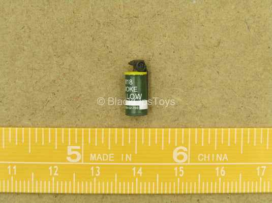 1/12 - Vietnam - US Infantry - Yellow M18 Smoke Grenade