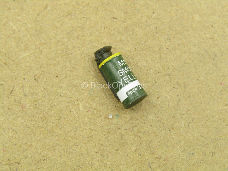 Load image into Gallery viewer, 1/12 - Vietnam - US Infantry - Yellow M18 Smoke Grenade
