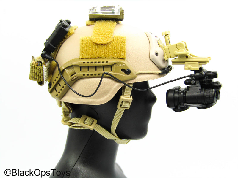 Load image into Gallery viewer, 31st Marine Expeditionary Unit - Tan Helmet w/NVG Set
