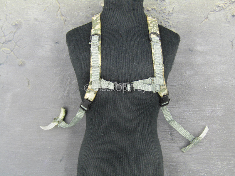 Load image into Gallery viewer, US Army EOD - ACU Camo Hydration Pack
