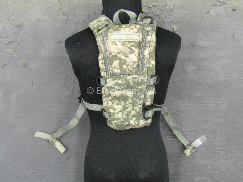 Load image into Gallery viewer, US Army EOD - ACU Camo Hydration Pack
