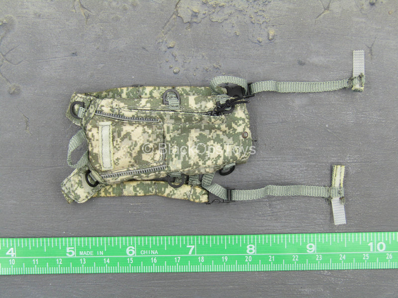 Load image into Gallery viewer, US Army EOD - ACU Camo Hydration Pack
