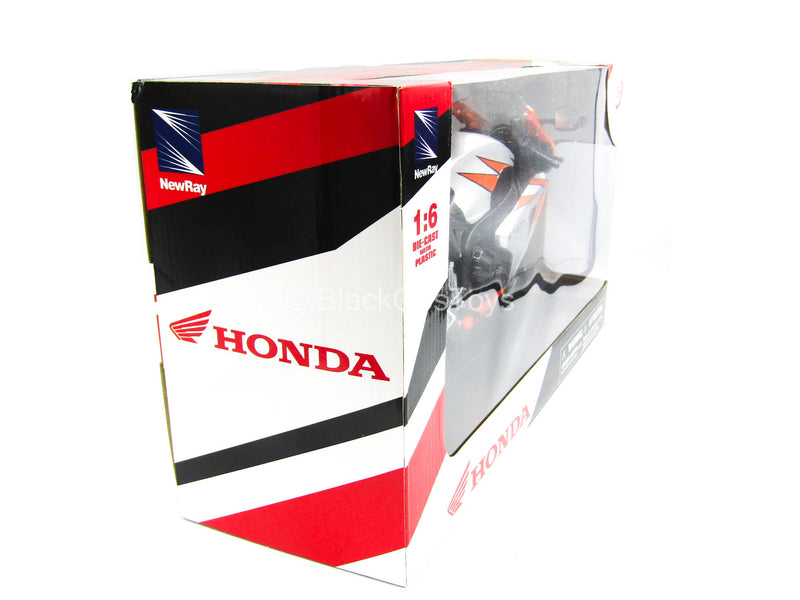 Load image into Gallery viewer, Die Cast w/Plastic Honda CBR 1000RR 2010 - MINT IN BOX
