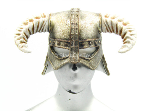 Dragonborn Warrior - Metal Horned Dragonborn Helmet