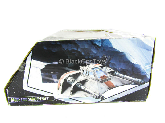 Other Scale - Star Wars Rogue Two Snowspeeder - MINT IN BOX