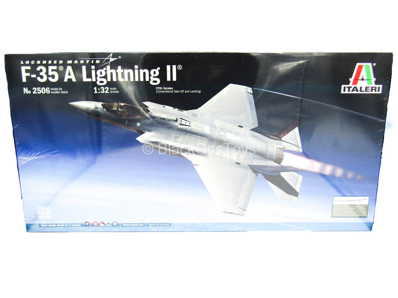 Load image into Gallery viewer, 1/32 - F-35A Lightning II CTOL Plastic Model Kit - MINT IN BOX
