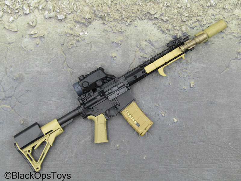 Load image into Gallery viewer, Black &amp; Tan SR-16 10&quot; 5.56mm Assault Rifle
