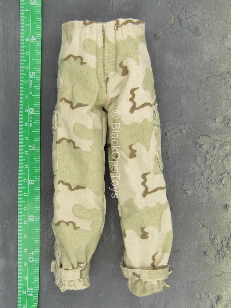 Load image into Gallery viewer, Special Ops &quot;Stanley&quot; - Desert Camo Combat Uniform w/Hood
