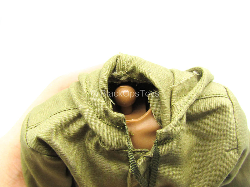 Load image into Gallery viewer, Spetsnaz GRU 1999 - Male Dressed Body w/Hooded Uniform &amp; Boots
