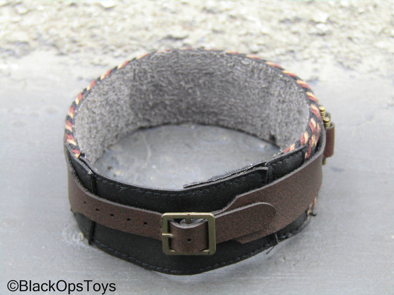 Load image into Gallery viewer, Star Wars Boba Fett - Brown Leather Like Battle Belt
