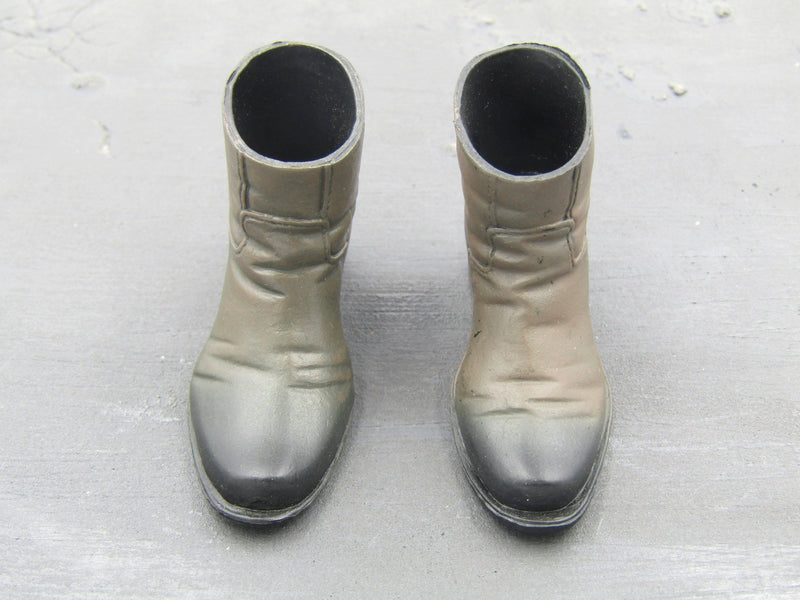 Load image into Gallery viewer, Undercover Agent - Brown Molded Boots (Peg Type)
