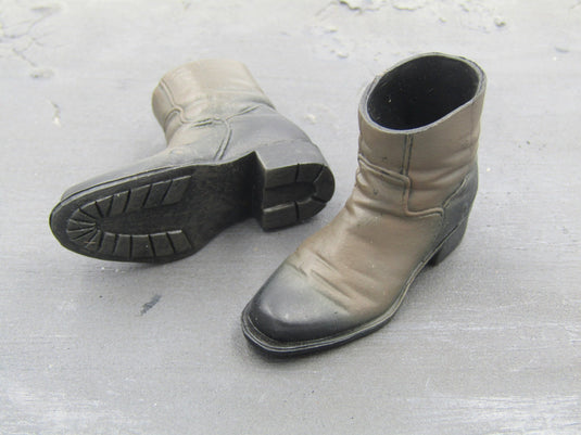 Undercover Agent - Brown Molded Boots (Peg Type)