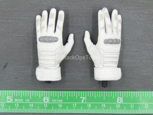 The Punisher - White Gloved Hand Set (Type 1)